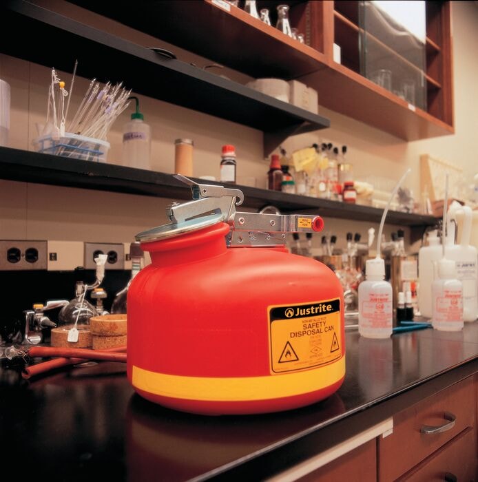 2-Gal Liquid Waste Container, Red Poly (replaces A1519E) - manufacturer product image 4