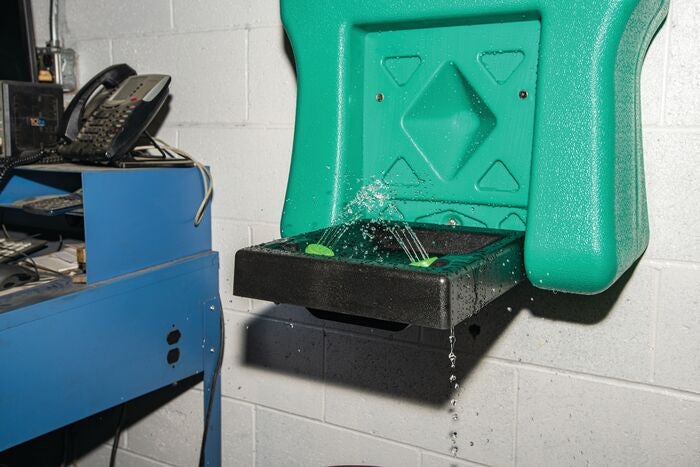Portable Eye Wash 16-Gal. Gravity-Fed - manufacturer product image 4