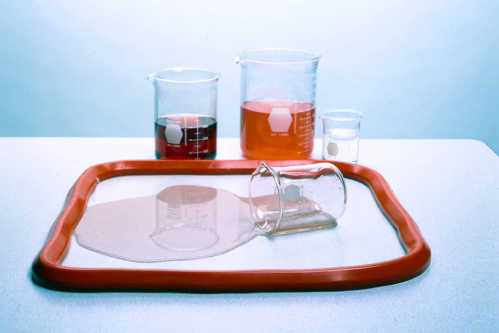 Table-Top Spill Containment Dike, Orange - manufacturer product image 1
