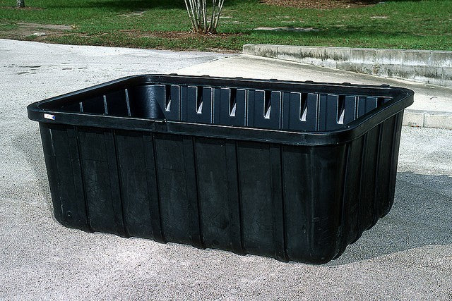 550-Gallon Fuel Tank Containment w/ Drain - Spill Containment