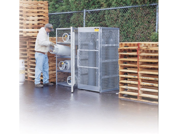 Storage Locker Cabinet, 10 Vertical Gas Cylinders - manufacturer product image 2