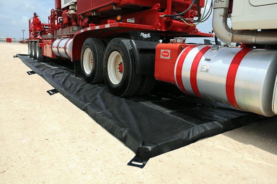 Foam Wall Containment Berm 4"h 10x40' Copolymer-2000 - manufacturer product image 1