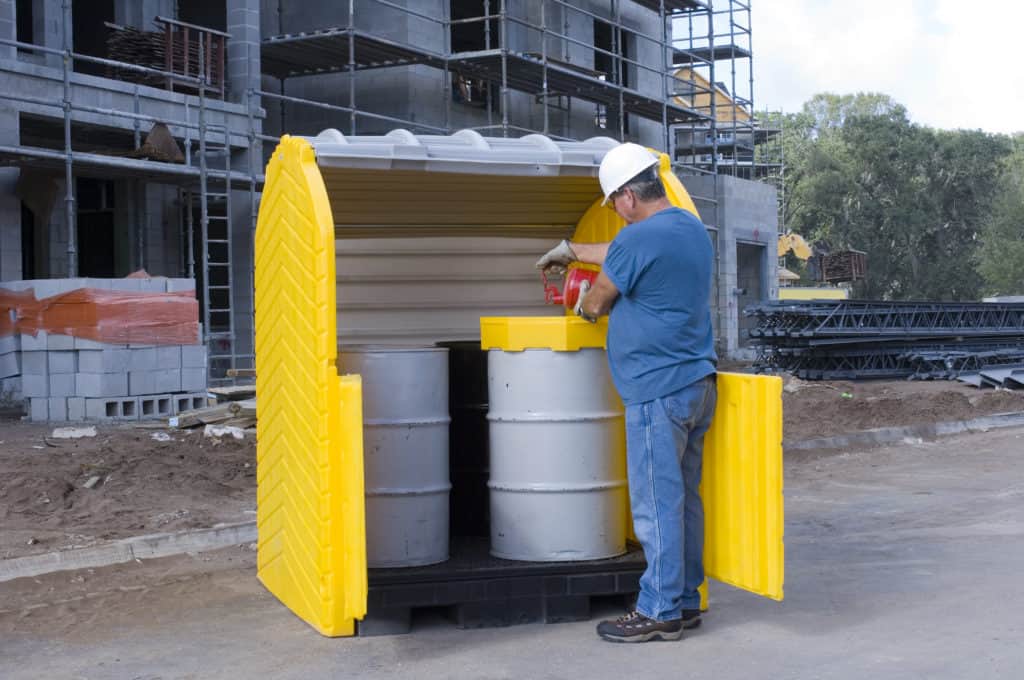 4-Drum Outdoor Drum Storage no drain plug - manufacturer product image 1