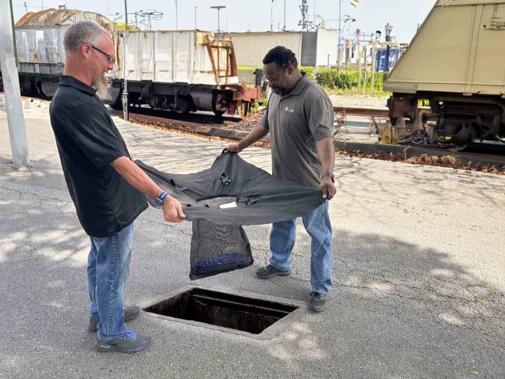 Trash & Debris Insert - Storm Drain Guard - manufacturer product image 1