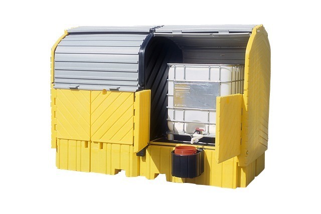8-Drum Outdoor Drum Storage w/drain plug, 75 gallon capacity