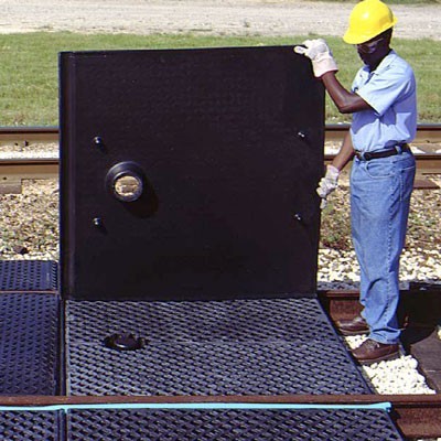 Railroad Track Pan Center Pan Cover (Poly Model), polyethylene
